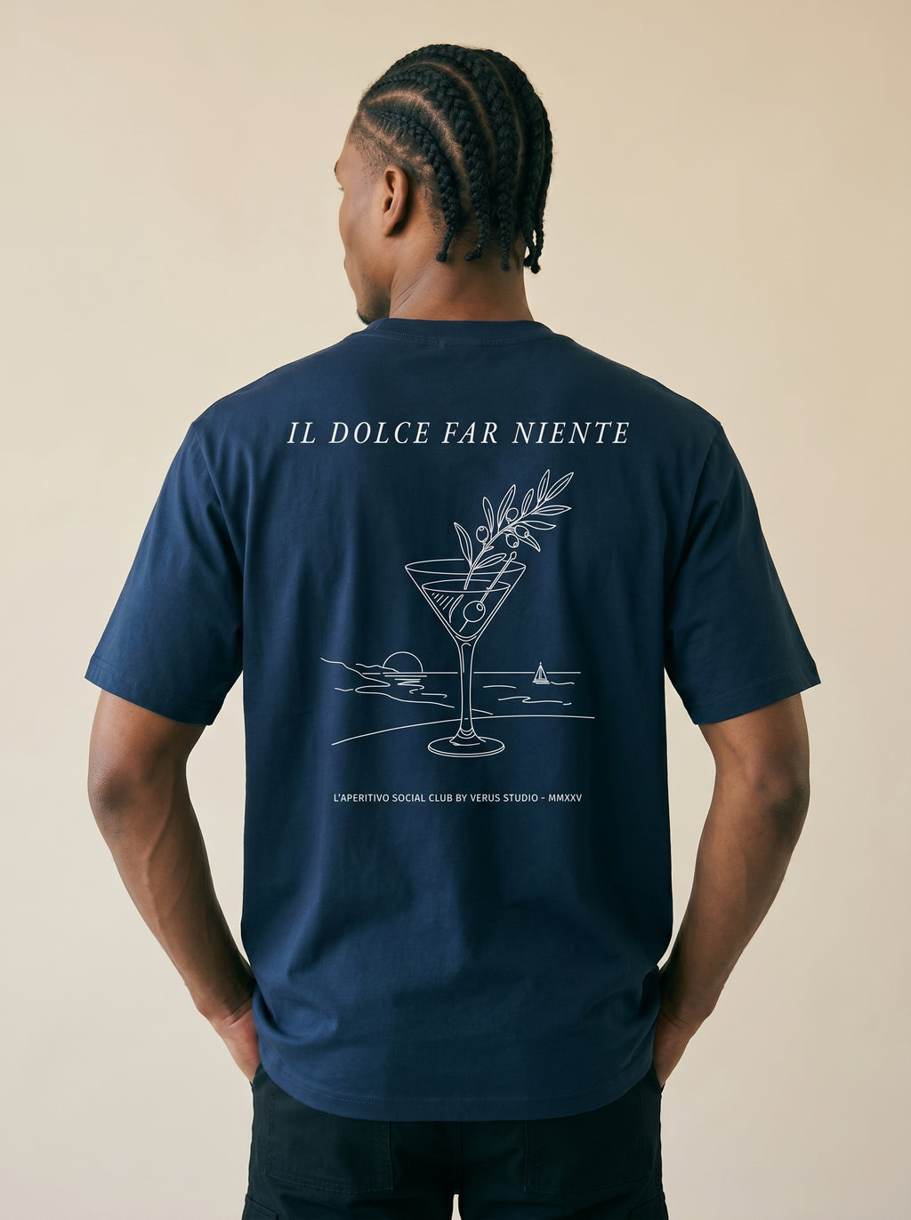 L'Aperitivo Dark Tee – Verano