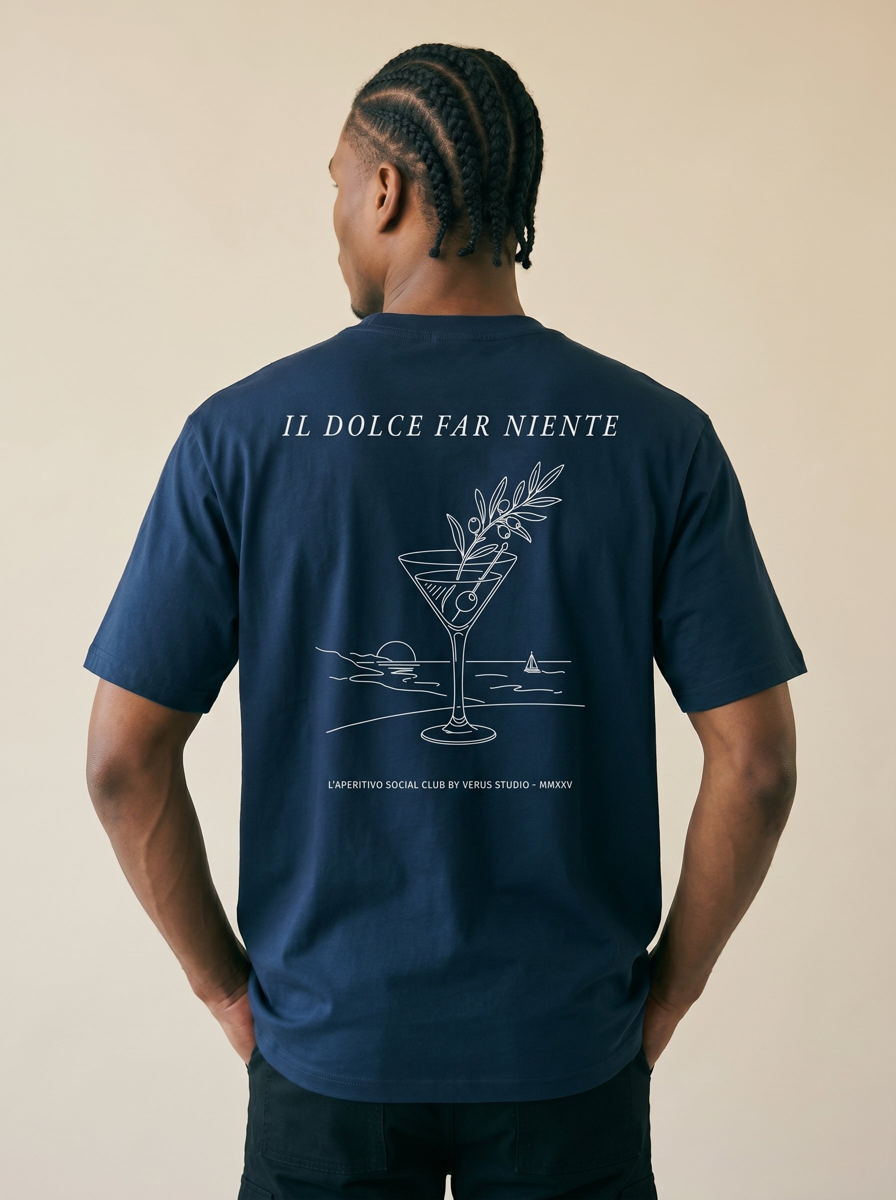 L'Aperitivo Dark Tee – Verano